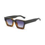 Zwart luipaard · grijs glas